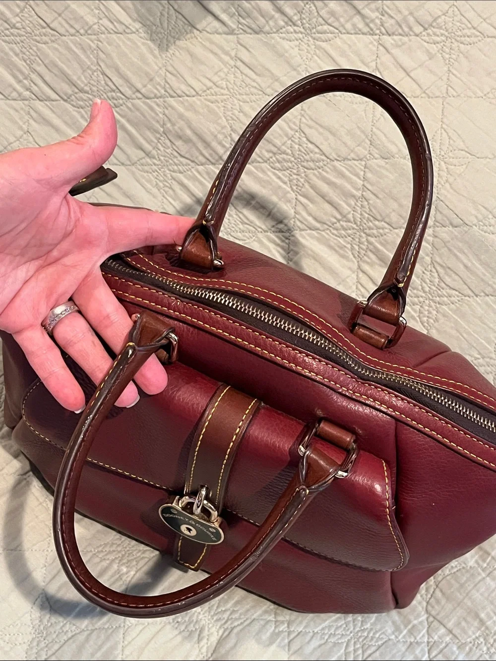 🍓TRADED🍓DOONEY & BOURKE Dark Red Samba Satchel w/ Dooney Lock